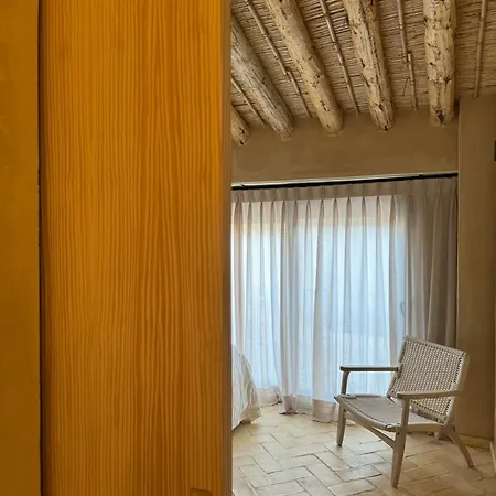 El Garaje 木屋